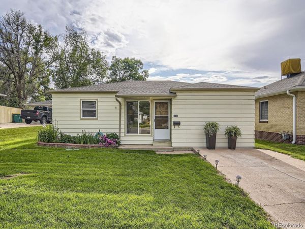 4745 S Logan Street , Englewood, CO 80113
