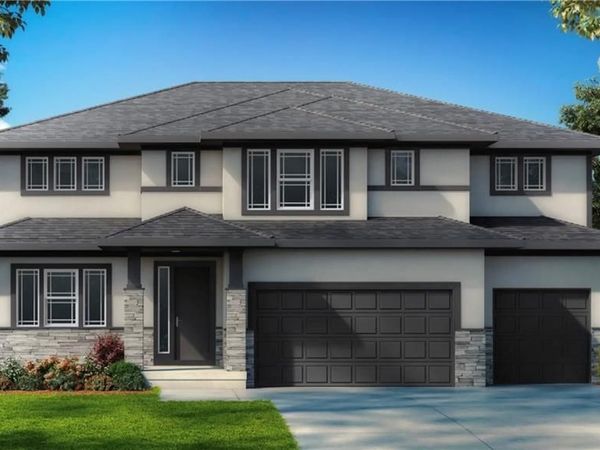 4680 NW Isla Bella Court, Riverside, MO 64150