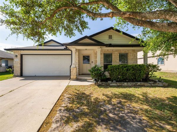 222 Killian LOOP , Hutto, TX 78634