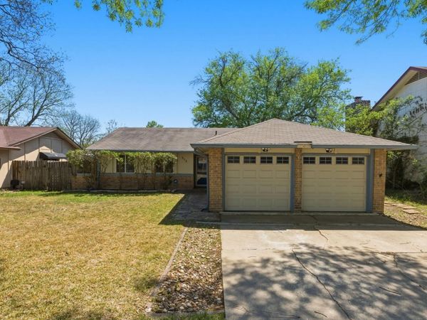 313 Blackberry DR, Austin, TX 78745