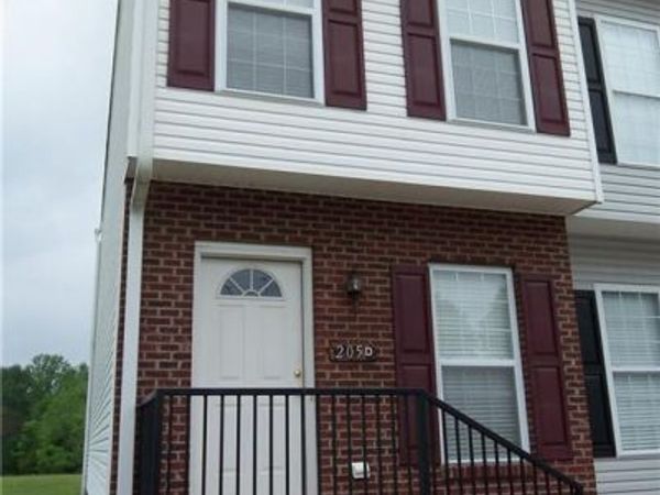 205 Nelson Street , Unit D, Pilot Mountain, NC 27041