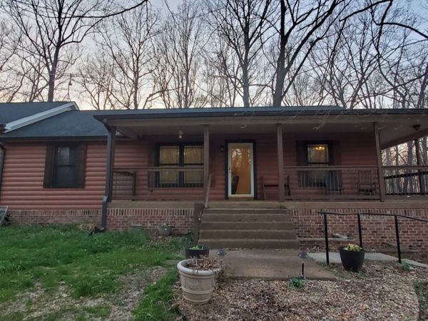 1109 Ellis Ct , Chapmansboro, TN 37035