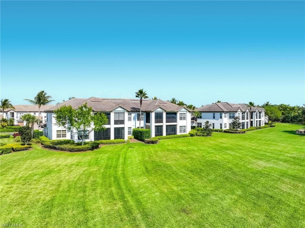 8040 Players Cove Dr, Unit 102, Naples, FL 34113 Photo