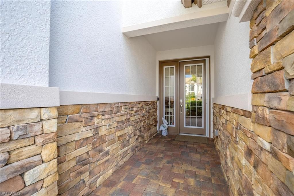 8040 Players Cove Dr, Unit 102, Naples, FL 34113 Photo