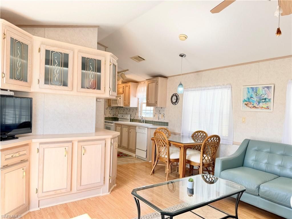 2 Jade Dr, Unit 2J, Naples, FL 34114 Photo