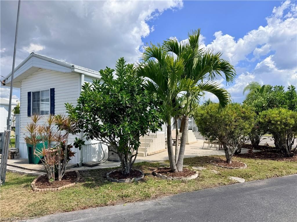 2 Jade Dr, Unit 2J, Naples, FL 34114 Photo