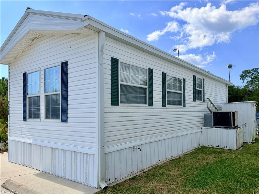 2 Jade Dr, Unit 2J, Naples, FL 34114 Photo