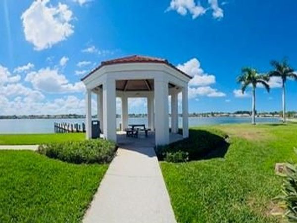 7725 Jewel LN , Unit 202, NAPLES, FL 34109