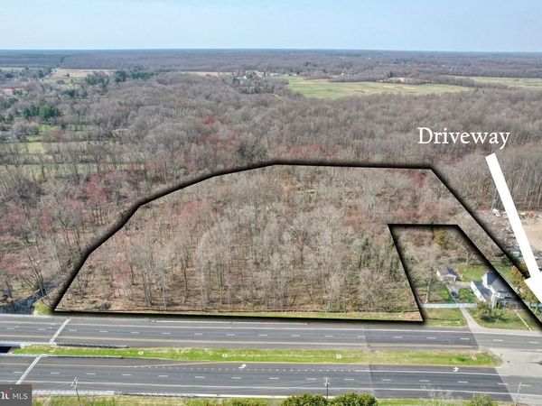 4391 DUPONT PARKWAY, TOWNSEND, DE 19734