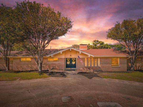 1016 Hummingbird Lane, Woodway, TX 76712