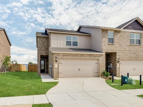 736 Carson Lane, Pilot Point, TX 76258