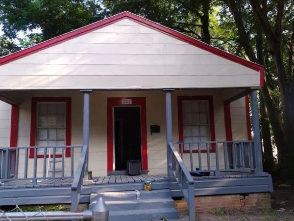 223 W 69th Street, Shreveport, LA 71106