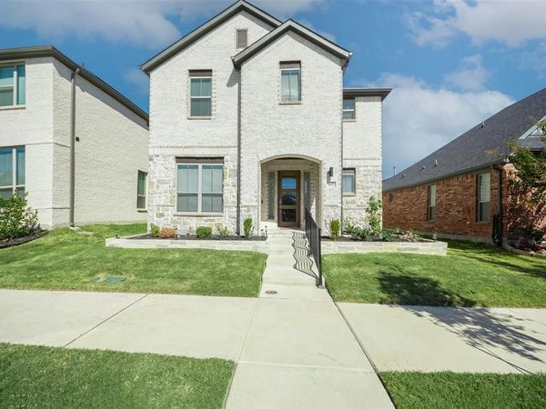 467 Chambers Place , Fairview, TX 75069