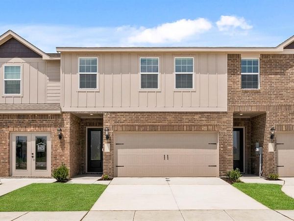 443 MB's Way, Pilot Point, TX 76258