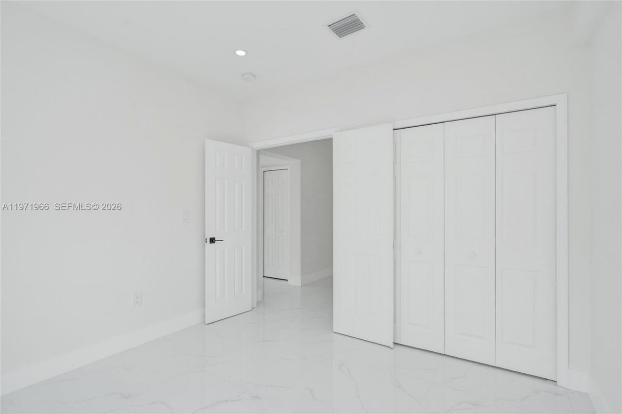 14422 N Royal Cove Cir, Davie, FL 33325 Photo