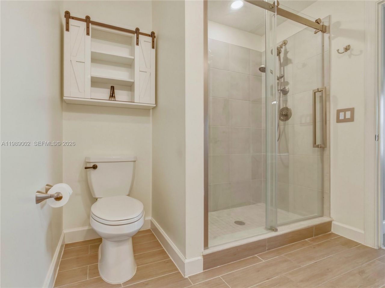 6011 Woods Edge Cir , Unit 6011, Riviera Beach, FL 33410 Photo