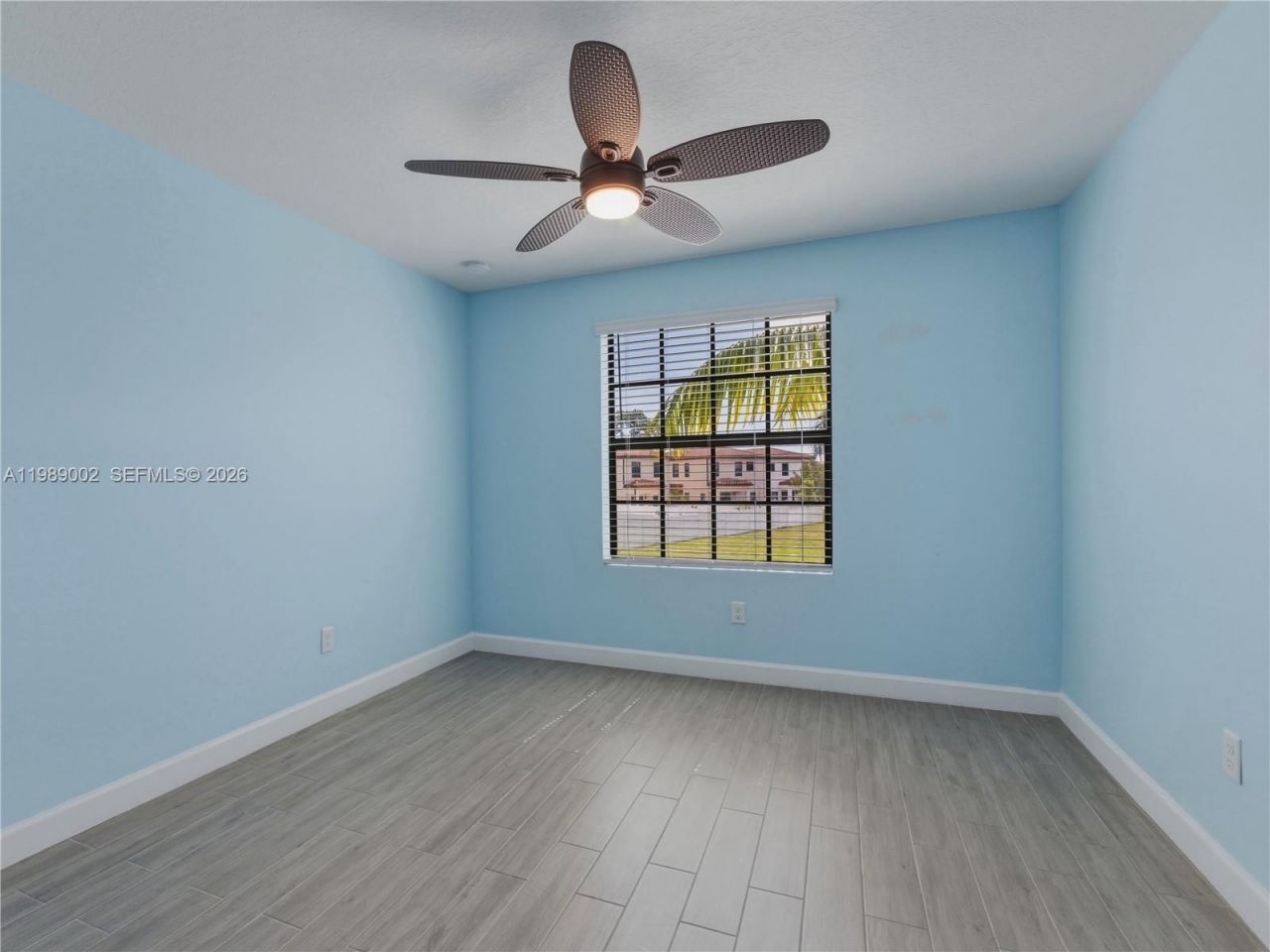 6011 Woods Edge Cir , Unit 6011, Riviera Beach, FL 33410 Photo