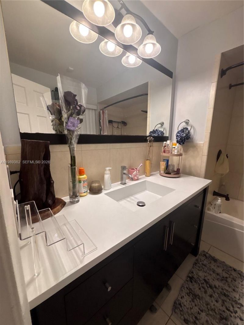 13521 SW 62nd Ln , Unit B, Miami, FL 33183 Photo