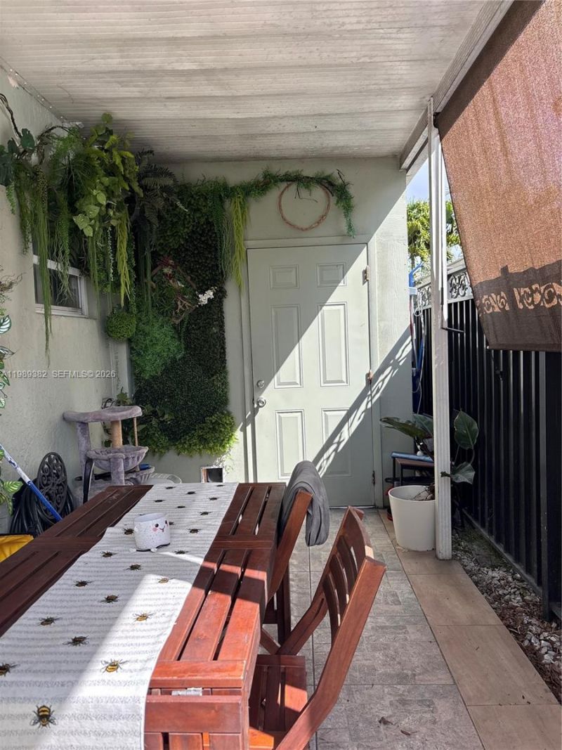 13521 SW 62nd Ln , Unit B, Miami, FL 33183 Photo