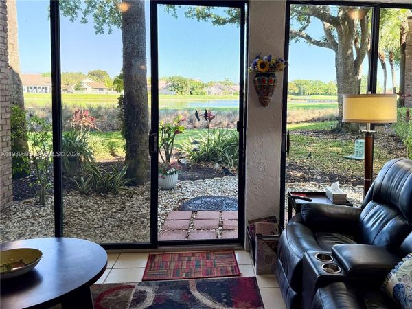 8033 Aberdeen Dr, Unit 102, Boynton Beach, FL 33472