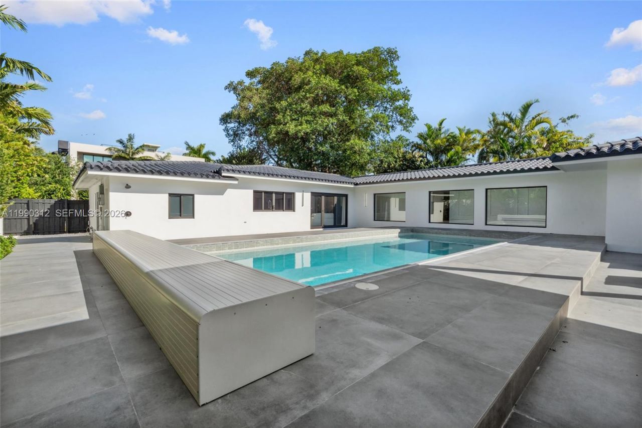 116 W 1st Ct, Miami Beach, FL 33139 Photo