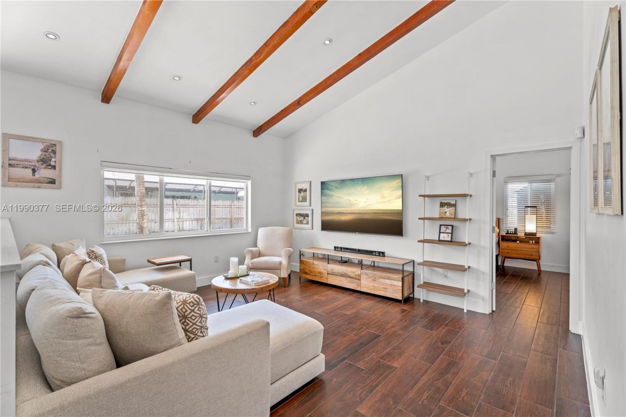 10310 SW 128th Ave , Miami, FL 33186 Photo