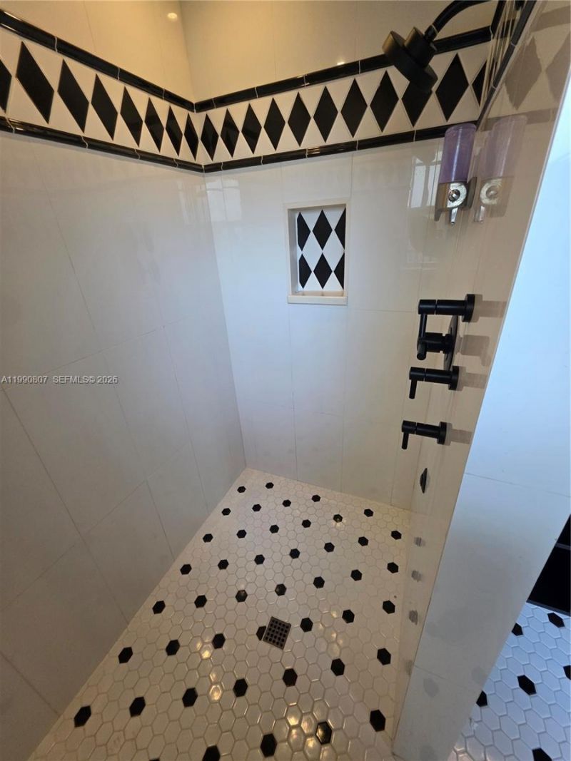 9911 Martinique Dr , Cutler Bay, FL 33189 Photo