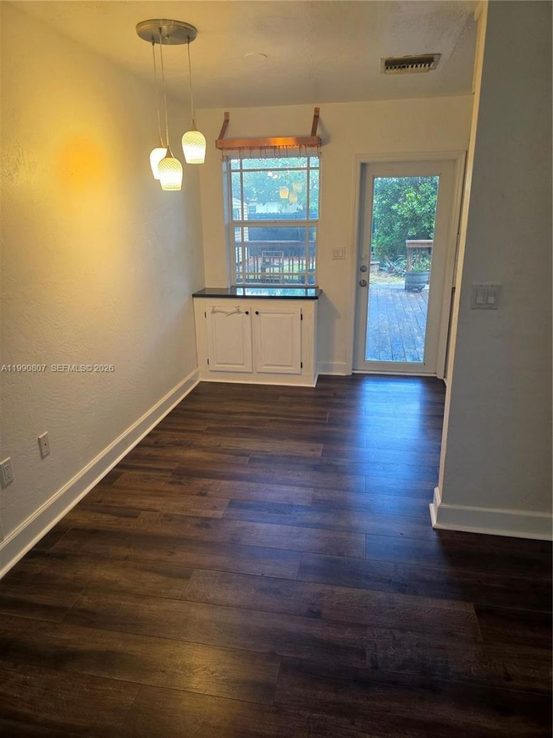 9911 Martinique Dr , Cutler Bay, FL 33189 Photo