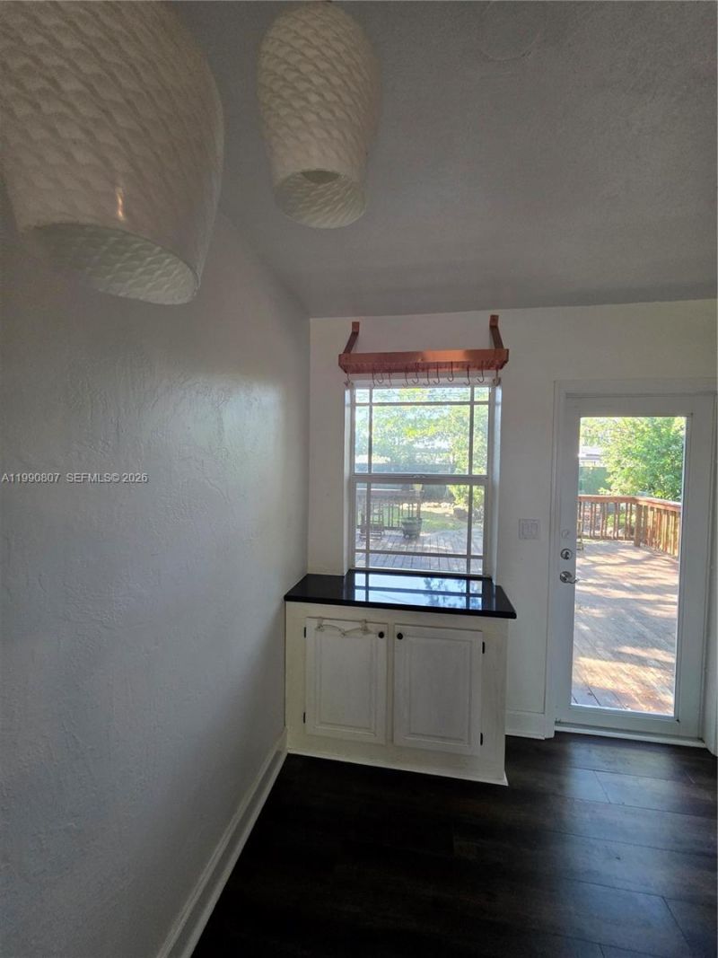 9911 Martinique Dr , Cutler Bay, FL 33189 Photo