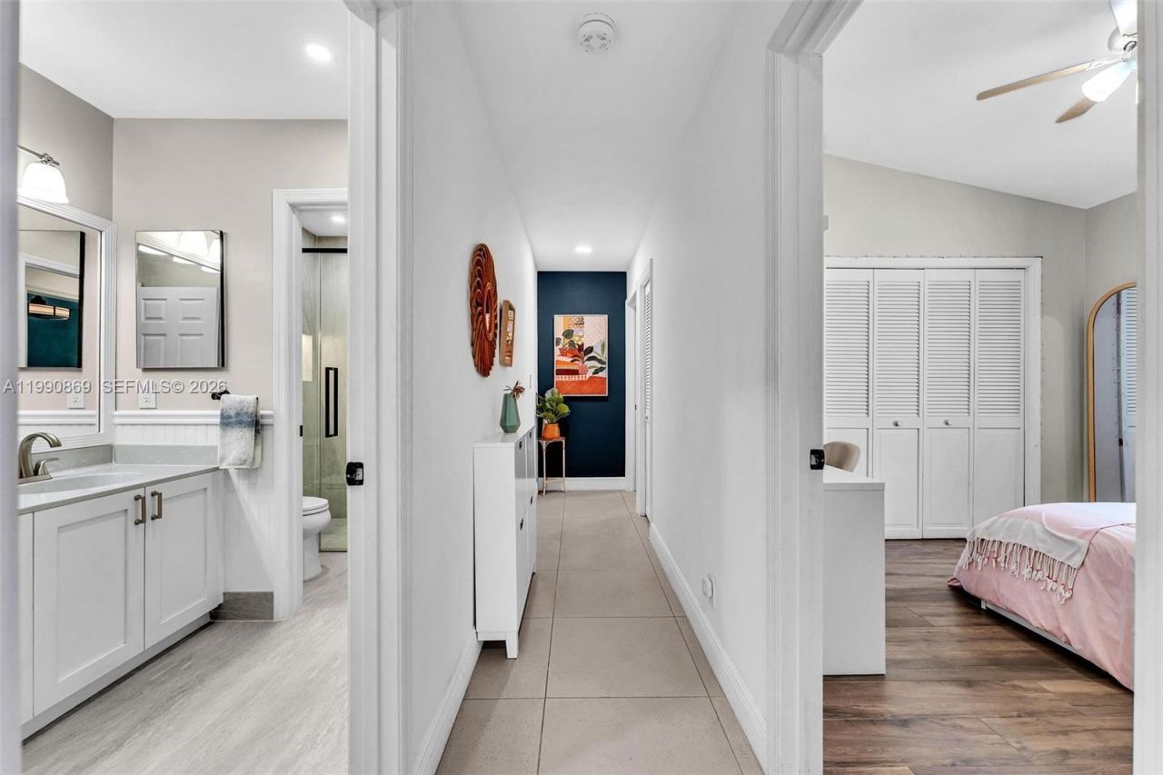 20106 NW 9th Dr , Pembroke Pines, FL 33029 Photo