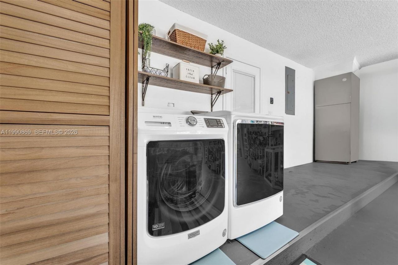 20106 NW 9th Dr , Pembroke Pines, FL 33029 Photo