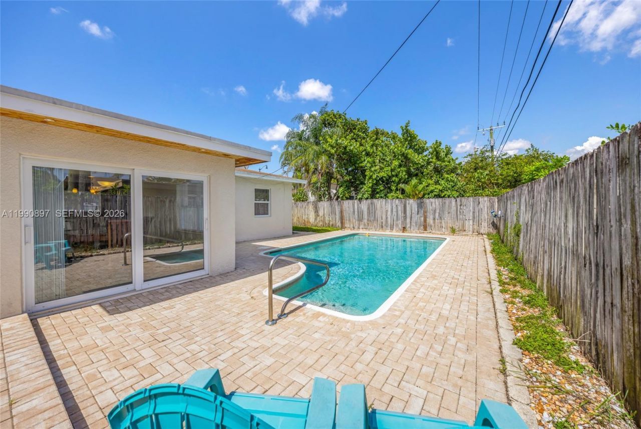 1460 NE 30th Ct, Pompano Beach, FL 33064 Photo