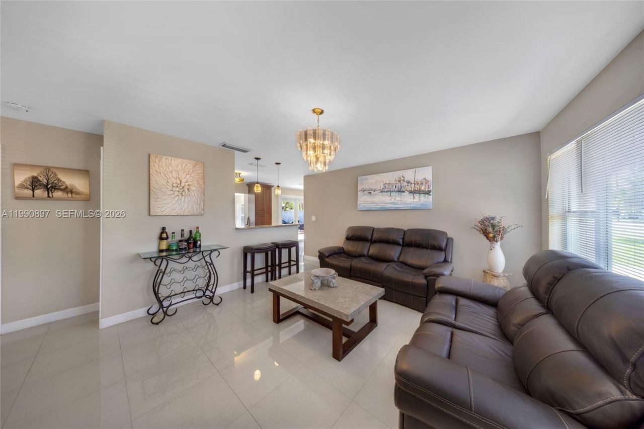 1460 NE 30th Ct, Pompano Beach, FL 33064 Photo