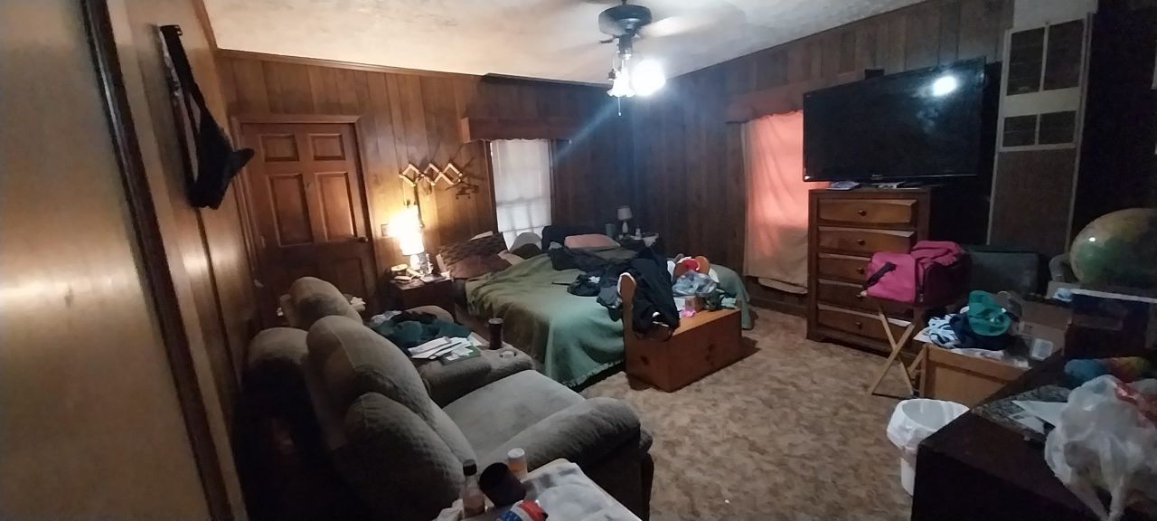 1637 W Highway 38 Photo 11