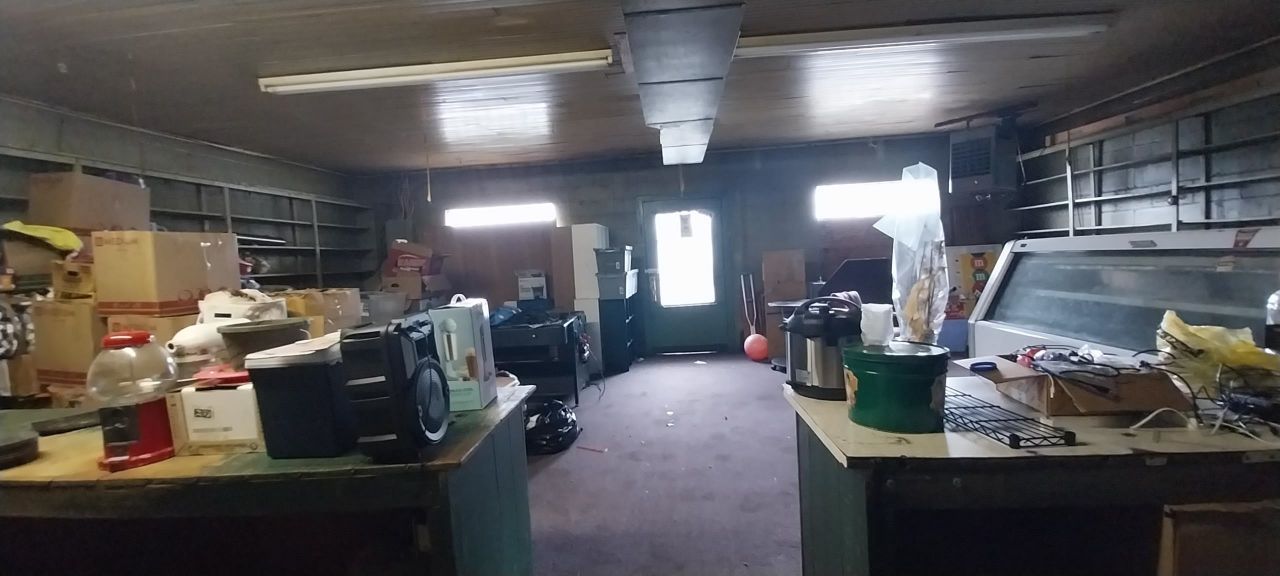 1637 W Highway 38 Photo 15