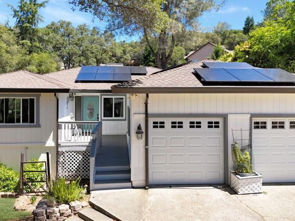 23498 Rolling Hills Ct, Auburn, CA 95602