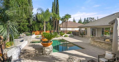 201 Heredia Ct, Roseville, CA 95747 Photo