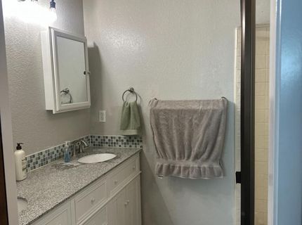 1172 Spruce Tree Cir, Sacramento, CA 95831 Photo