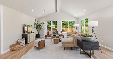 4632 Sunset Dr, Sacramento, CA 95822 Photo