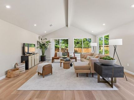 4632 Sunset Dr, Sacramento, CA 95822 Photo