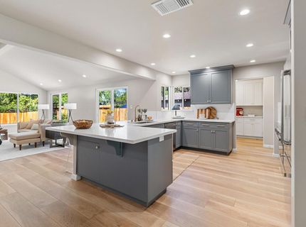 4632 Sunset Dr, Sacramento, CA 95822 Photo