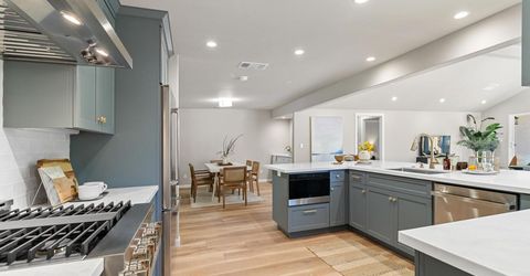 4632 Sunset Dr, Sacramento, CA 95822 Photo