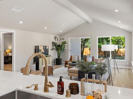 4632 Sunset Dr, Sacramento, CA 95822 Photo