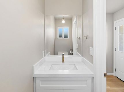 4632 Sunset Dr, Sacramento, CA 95822 Photo