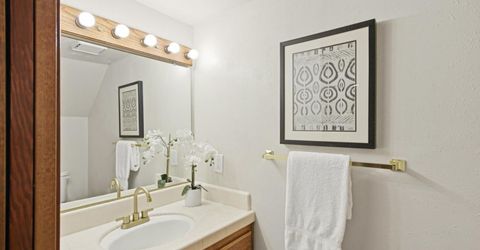534 Valim Way, Sacramento, CA 95831 Photo