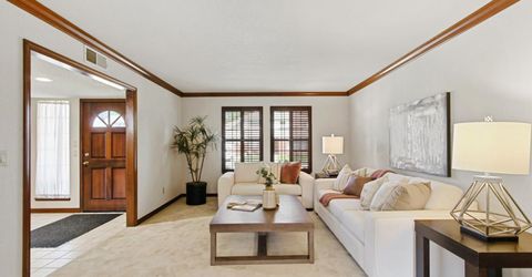 534 Valim Way, Sacramento, CA 95831 Photo