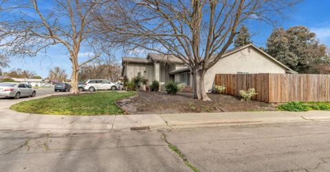 3046 Bridgeford Dr, Sacramento, CA 95833 Photo