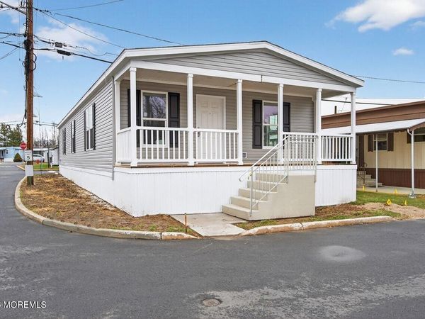 414 Walnut Street, Unit 414, Robbinsville, NJ 08691
