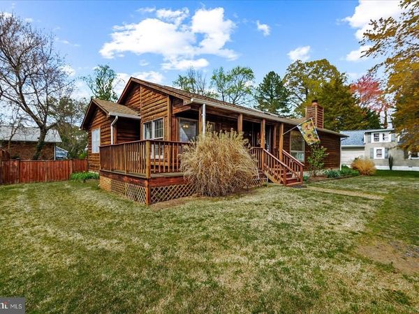 121 11TH STREET S, COLONIAL BEACH, VA 22443