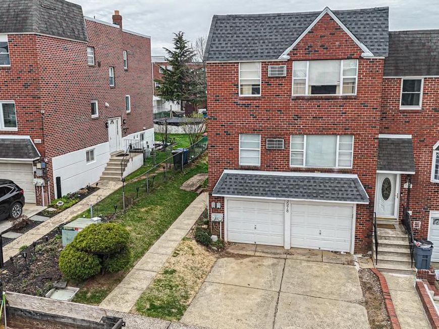 3978 Carteret Drive, Philadelphia, PA 19114 Main Photo